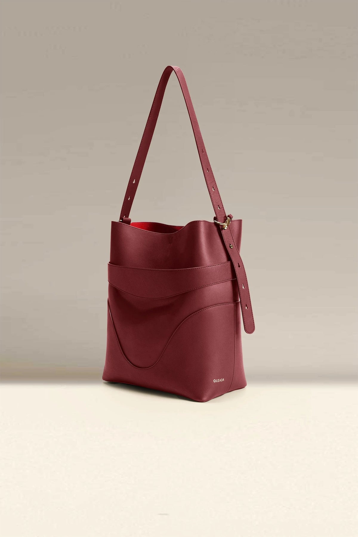 Marina Soft Bucket By Oleada