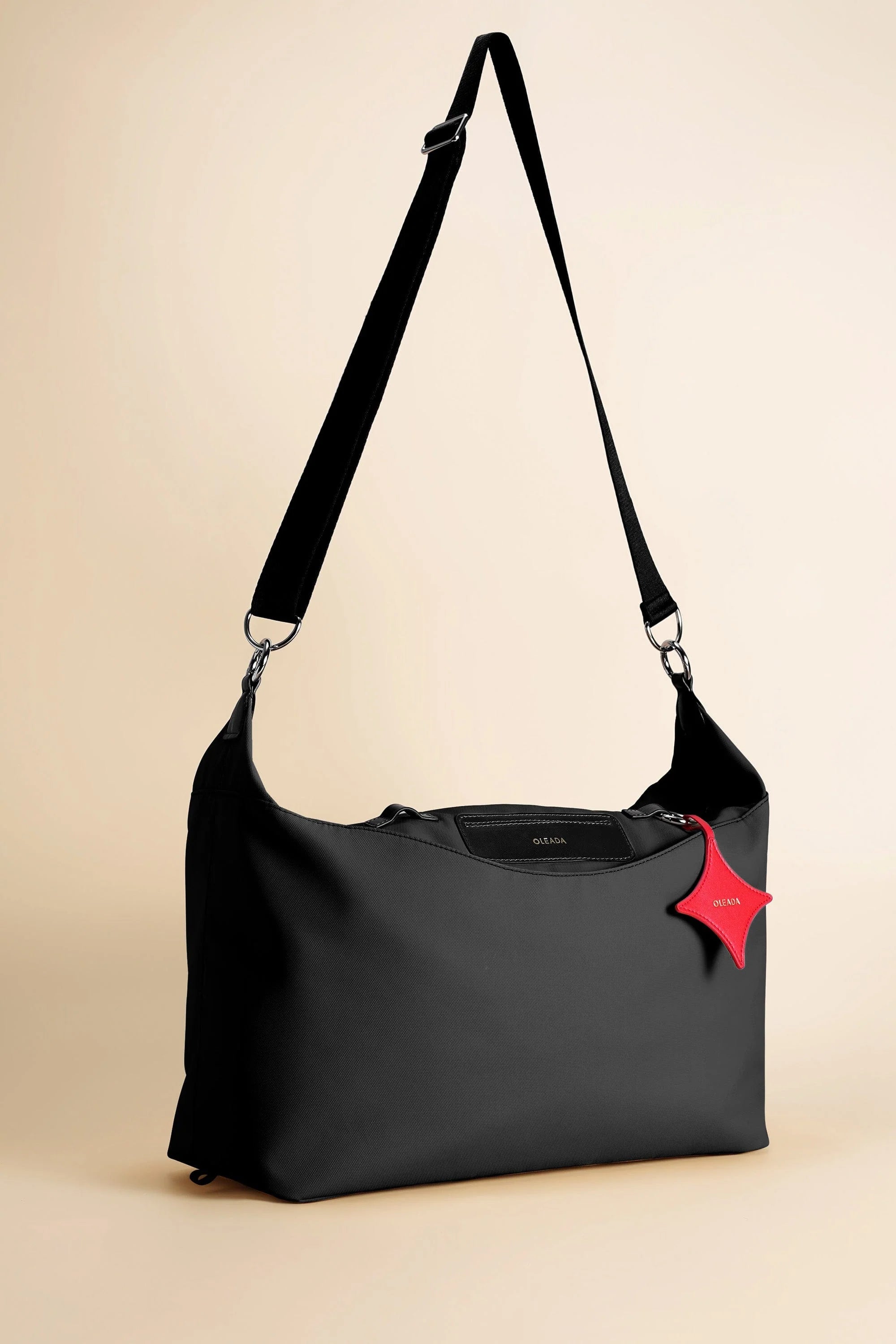 Best Lightweight Duffles: Scratch Proof, Water Proof, Crease Proof, and Stain Proof By AnyWear