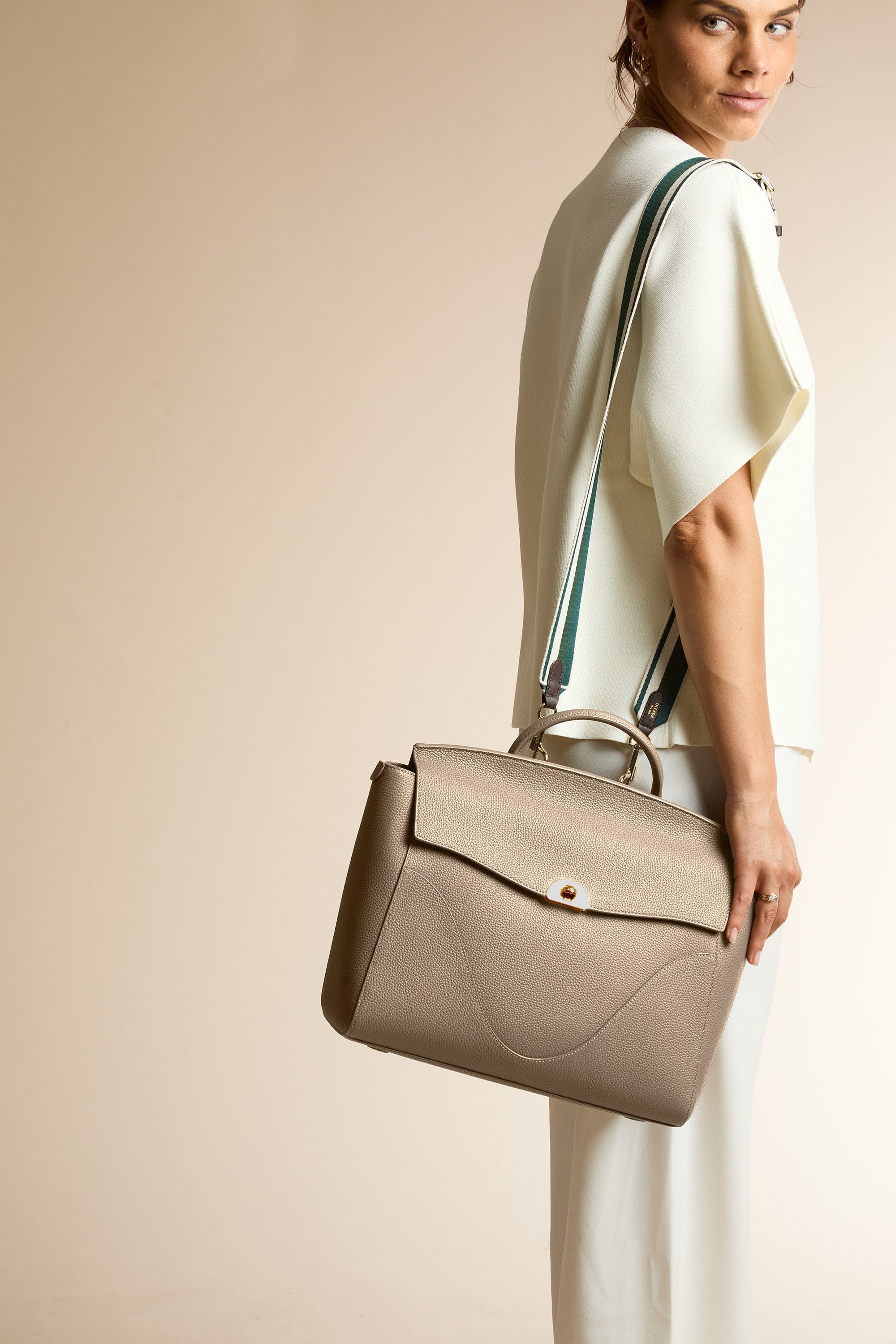 Wavia Bag Plus By Oleada